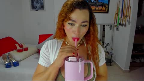Snapshot of sofiagalvis69 chatting on 02.01.25 Sofi Galvis online show from 02.01.25