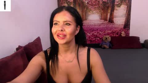 sofialiub online show from 12.20.24
