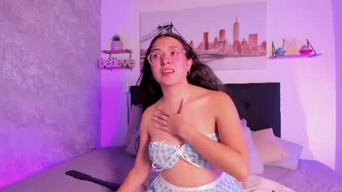 Snapshot of sofialujan_ chatting on 06.22.26 sofialujan_ online show from 06.22.26
