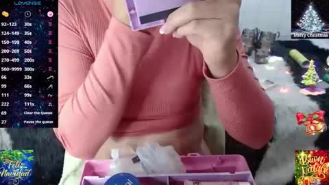 Snapshot of sofiamadisson chatting on 12.23.24 Sofia Madisson online show from 12.23.24