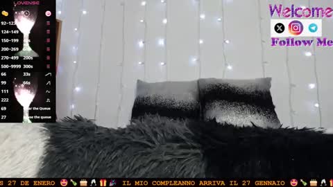 Snapshot of sofiamadisson chatting on 01.10.25 Sofia Madisson online show from 01.10.25