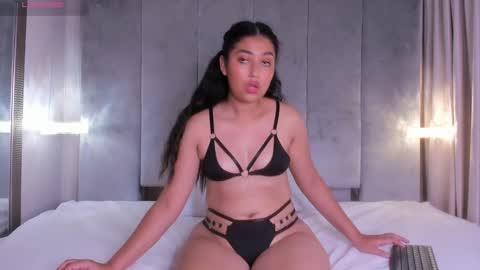 Snapshot of sofiamarquez_ chatting on 02.09.25 Sofi marquez online show from 02.09.25