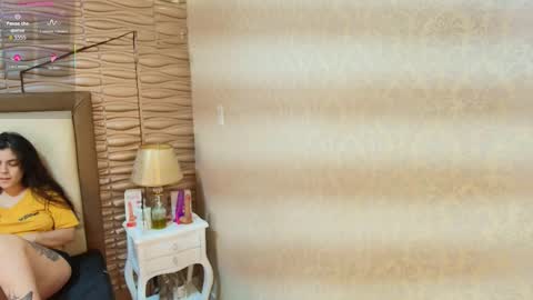 Snapshot of sofianesvat1 chatting on 09.26.25 Sofi - next broadcast today 1030pm Colombia time online show from 09.26.25