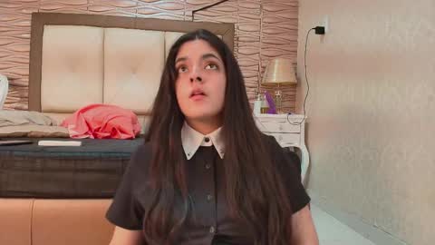 Snapshot of sofianesvat1 chatting on 10.10.25 Sofi - next broadcast today 1030pm Colombia time online show from 10.10.25