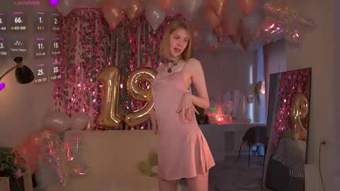 Sofia Help me overcome shynes with 100 thumbs up online show from 02.20.26