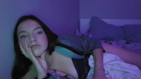 Snapshot of sofiaroseee chatting on 10.19.25 sofiaroseee online show from 10.19.25