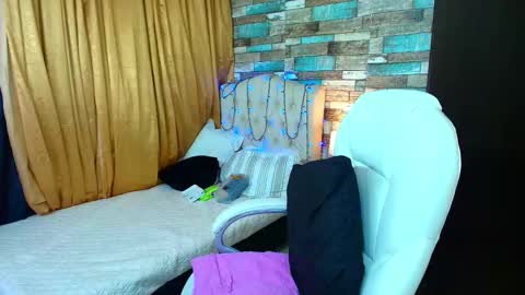 Sofia online show from 01.20.25