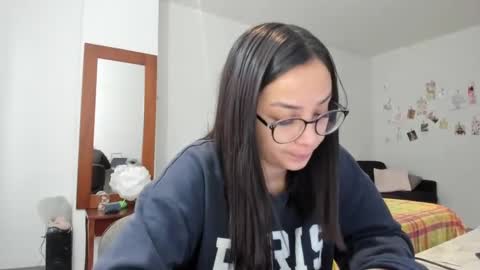 Sofia online show from 03.04.25