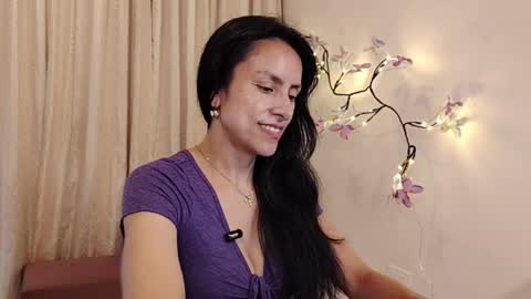 Sofi Bella online show from 03.30.26