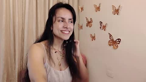 Snapshot of sofibelladelavega chatting on 06.07.26 Sofi Bella online show from 06.07.26