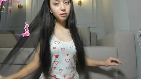 sofie__xoxo online show from 10.27.25