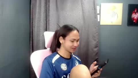 Snapshot of sofie_asian chatting on 01.22.25 JANA online show from 01.22.25