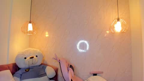   online show from 02.22.25