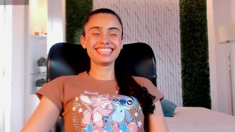 Sofiia  Everyday From 1400 to 2200 Col Time online show from 01.16.26