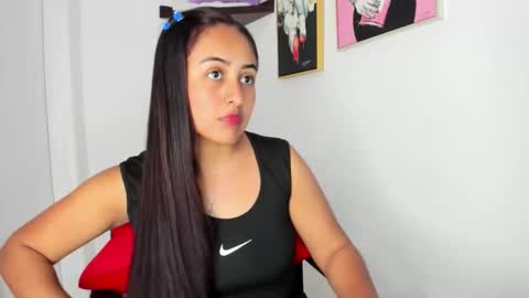 Snapshot of sofiia_rodriguez chatting on 11.12.25 sofiia rodriguez online show from 11.12.25