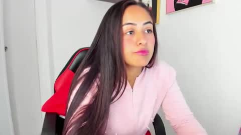 Snapshot of sofiia_rodriguez chatting on 11.29.25 sofiia rodriguez online show from 11.29.25