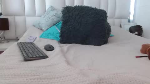 Snapshot of sofiia_vega_ chatting on 03.21.26 sofiia_vega_ online show from 03.21.26