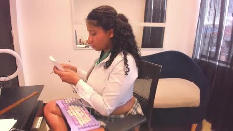 sofiifox online show from 02.17.26