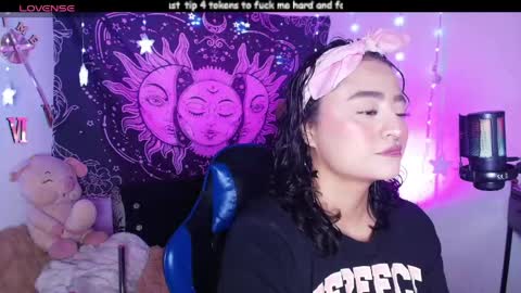 Snapshot of sofitabares_ chatting on 05.17.26 Demi Sofia online show from 05.17.26