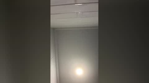 Snapshot of sofloguy16 chatting on 12.22.25 sofloguy16 online show from 12.22.25