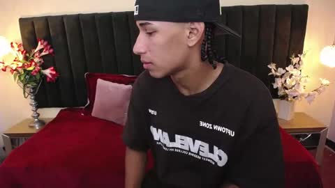 Cam and Amy online show from 02.25.26