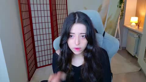 softamora online show from 01.12.26