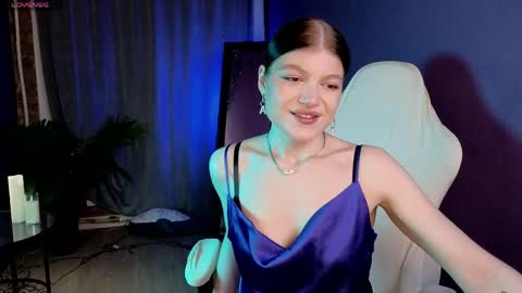 Snapshot of softeach chatting on 04.04.26 Jenny online show from 04.04.26