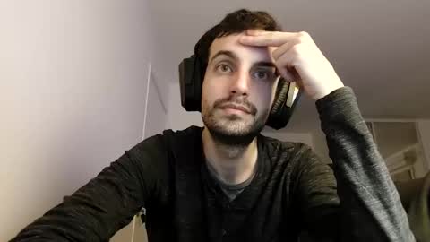 Snapshot of softndwear chatting on 01.02.25 SOFT online show from 01.02.25