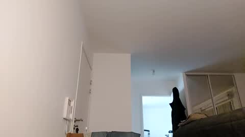 Snapshot of softndwear chatting on 01.14.25 SOFT online show from 01.14.25