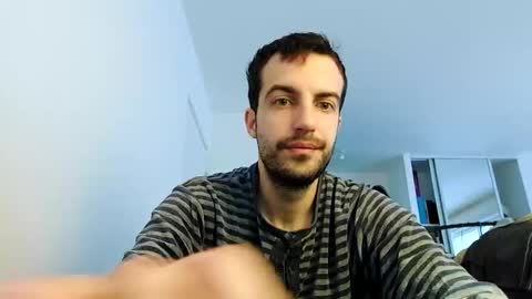 Snapshot of softndwear chatting on 01.18.25 SOFT online show from 01.18.25