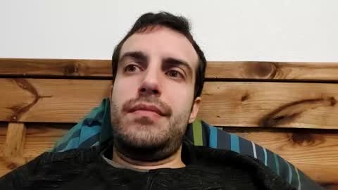 Snapshot of softndwear chatting on 01.26.25 SOFT online show from 01.26.25