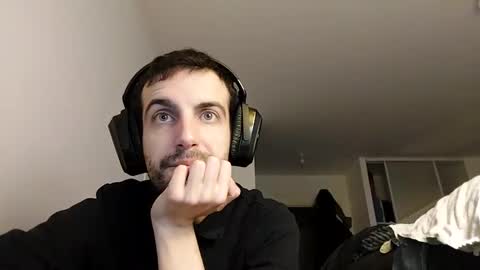 Snapshot of softndwear chatting on 02.01.25 SOFT online show from 02.01.25