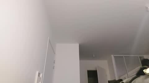 Snapshot of softndwear chatting on 02.06.25 SOFT online show from 02.06.25