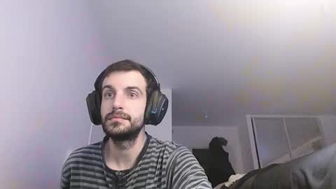 Snapshot of softndwear chatting on 02.12.25 SOFT online show from 02.12.25