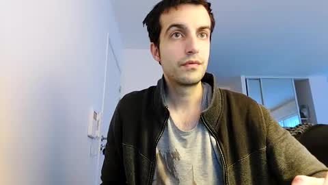 Snapshot of softndwear chatting on 02.15.25 SOFT online show from 02.15.25