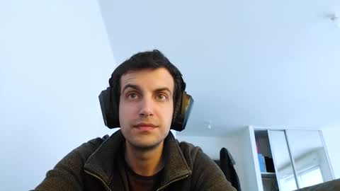 Snapshot of softndwear chatting on 03.10.25 SOFT online show from 03.10.25