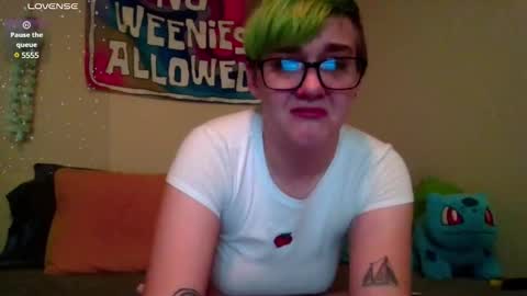 Snapshot of softtboyfriend chatting on 02.14.25 Day online show from 02.14.25