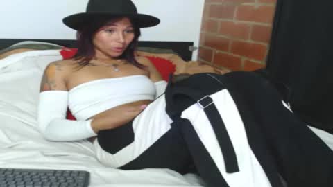  Sofy  online show from 11.29.25