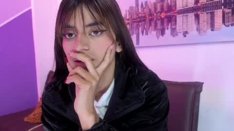 sofy_durand online show from 04.07.26