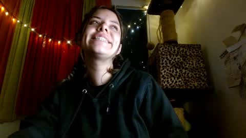 Sofia online show from 12.28.24