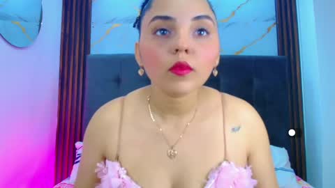 Sol Latiana online show from 05.16.26