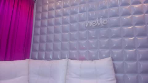 SOL  ANGEL online show from 12.15.25