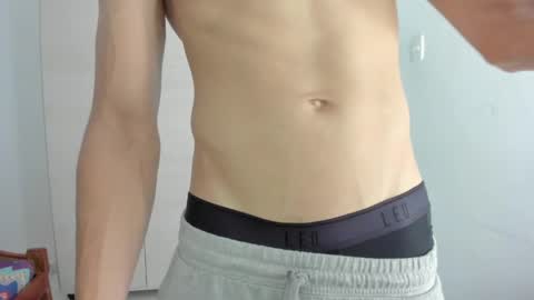 sola_enzo online show from 06.02.26