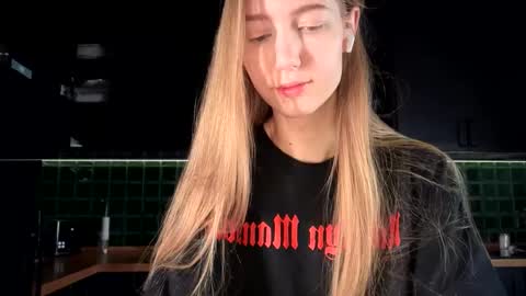 Bella online show from 02.05.26