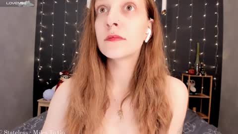 Snapshot of solaralice chatting on 12.12.24 SolarAlice online show from 12.12.24