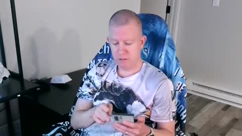 just ask  online show from 10.03.25