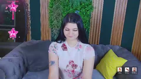 Snapshot of solazolaa chatting on 06.20.26 Sonya online show from 06.20.26