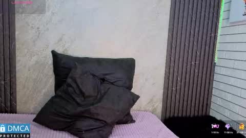 Snapshot of solbeaumont chatting on 09.29.25 Sol online show from 09.29.25