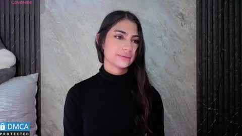 Snapshot of solbeaumont chatting on 10.20.25 Sol online show from 10.20.25