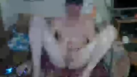 Snapshot of solilay chatting on 11.02.25 solilay online show from 11.02.25